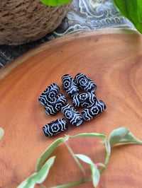 Image 2 of Black and White Flower Beads - Set of 2