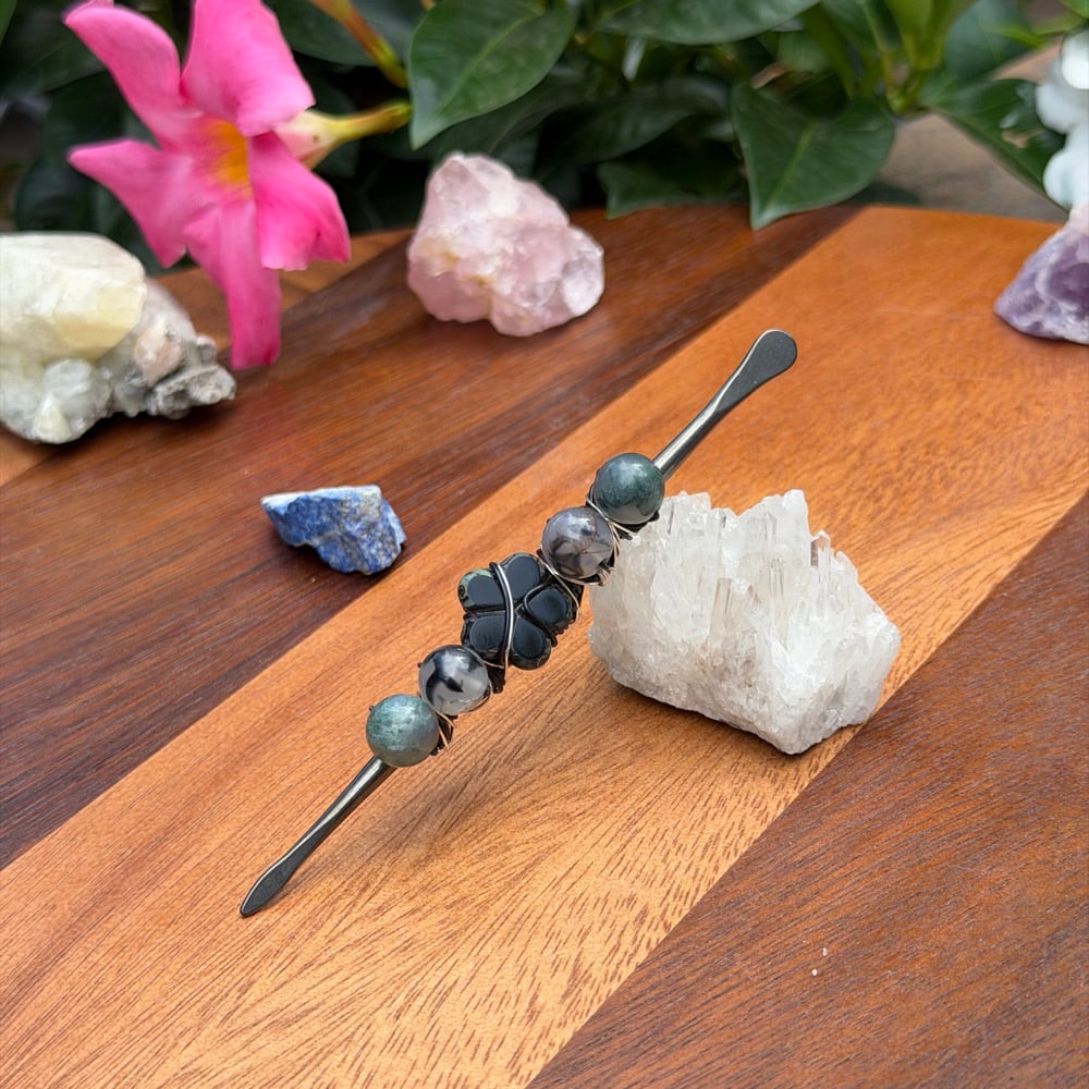 Image of mossy rubble dab tool