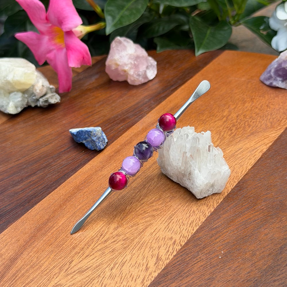 Image of candy flip dab tool