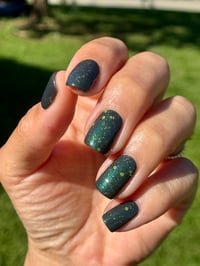 Image 21 of Glisten & Glow Witch’s Cauldron