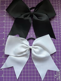 Image 5 of Ateez Lightstick/Hair Bows