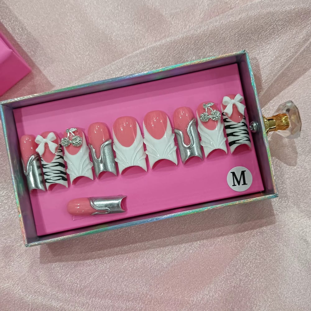 Image of pick from option 1-25 acrylic press on nail set
