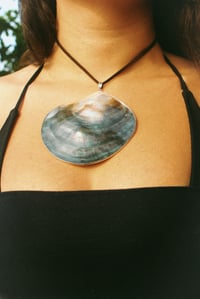Image 2 of Madre Perla necklace