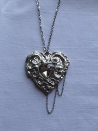 Image 3 of Heartlore Pendant