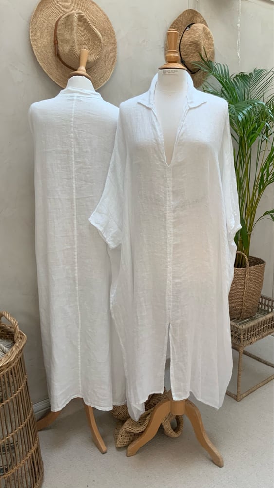 Image of Robe de Plage en voile de lin Blanche