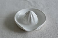 Image 14 of Citrus Juicer