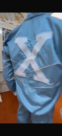 Image 3 of The Plugg Wind breaker sets 