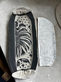 SIGNATURE | black sgraffito tray