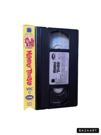 Image 3 of Monkey Trouble [1994]