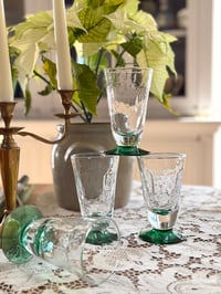 Image 2 of Lot de 4 verres anciens