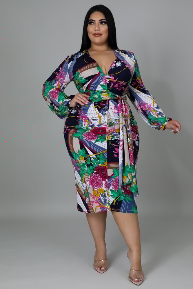 Image of EVA MIDI PLUS DRESS 