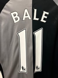 Image 10 of Tottenham Hotspur “BALE 11” 2012/13 Long Sleeve Third Shirt + PL patches (XL)