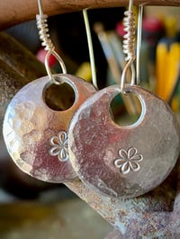 Image 2 of 💐🌼Flower Girl Earrings🌼💐