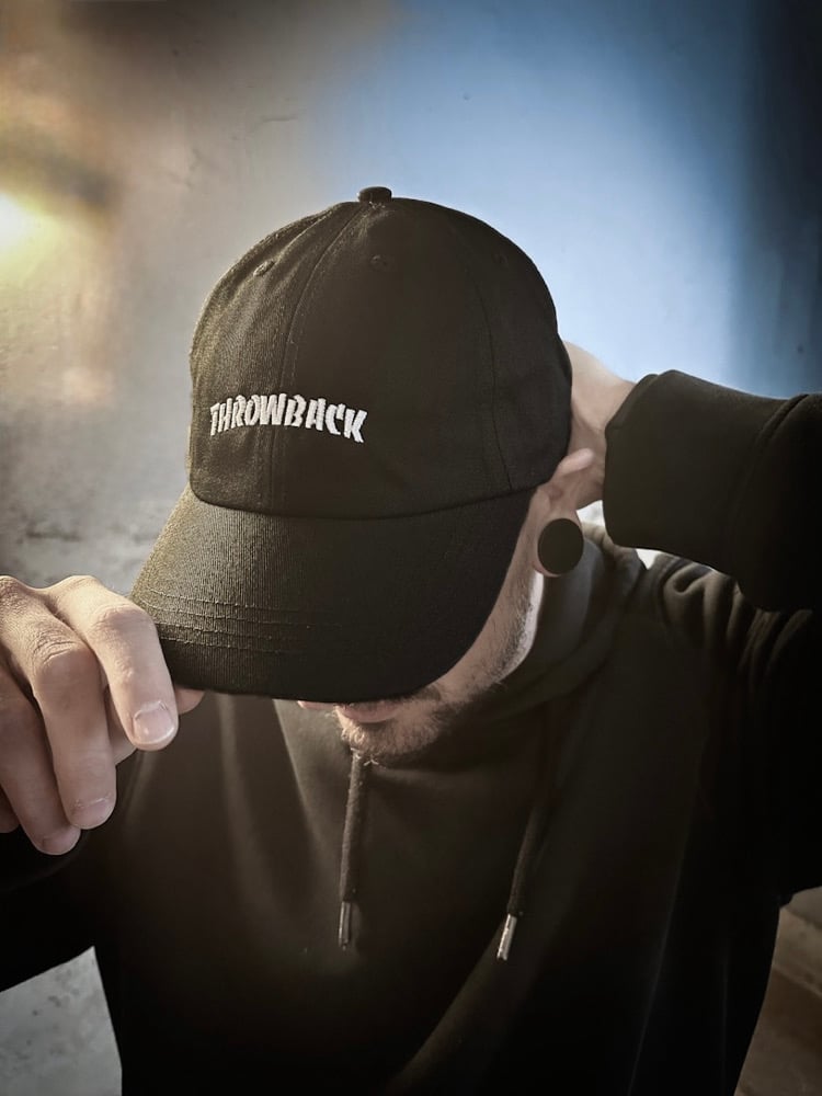 Dad Cap - embroidered