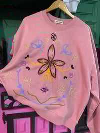 Image 1 of Suadoiro bordado a man. MARUJA MALLO. Feito baixo demanda. Varias tallas!