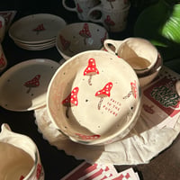 Image 1 of Assiette creuse Faith in the Future (pré-commande)
