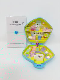 Image 6 of Ensemble bracelet et Polly Pocket boite crèche bleue