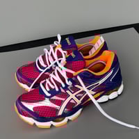 Image 3 of size: us8.5/10W uk8 eu42 cm26.5