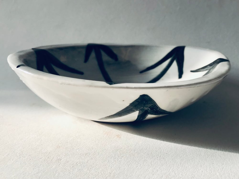 Image of SMALL LOOK UP BOWL