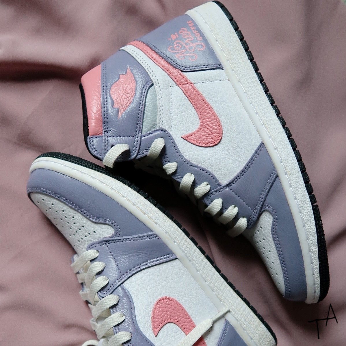 Customizable air best sale jordan 1