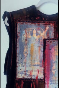 Image 4 of Circe sleeves shirt