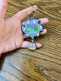 Image 2 of Ghost and Keystone Resin Keychain