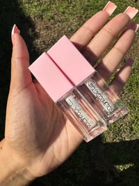Image 7 of Lip oils 