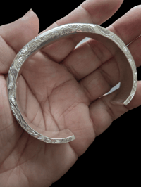 Image 8 of 6.5 traditional bangle