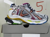 Image 5 of Runner shoes