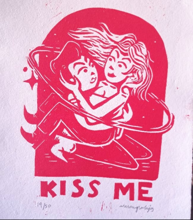 kiss me