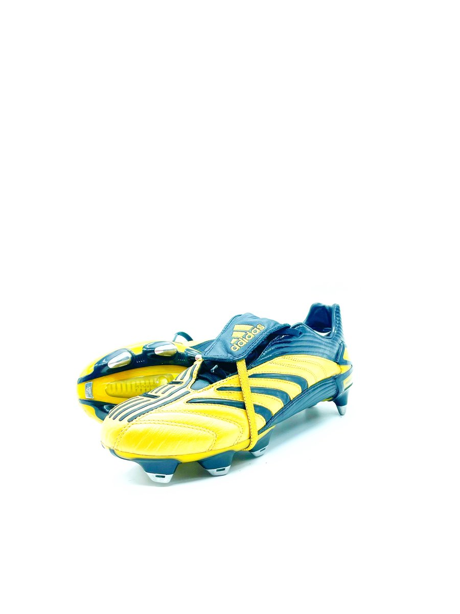 Image of Adidas Predator Absolute Gold SG