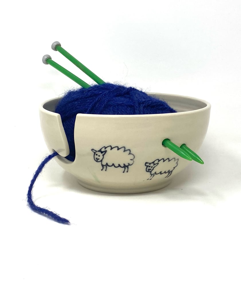 Image of Sheep decorated Yarn bowl, Medium