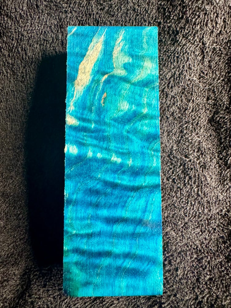 Image of Sky Blue Quilted Maple Knife Block