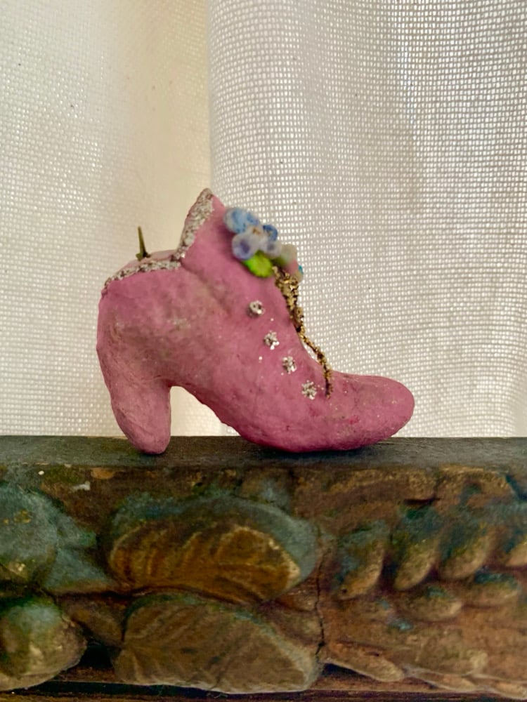 Image of Spun Cotton Fancy Shoe