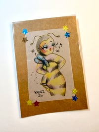 Bumble bee booty babe (original)