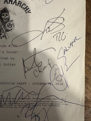 Image of Sons of Anarchy series finale signed by cast