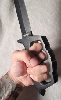 Image 6 of The Double Edged "Chaos" Trench Knife With Knuckle Guard Handle By Cold Steel - BRAND NEW IN BOX