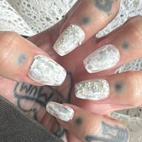 Image 3 of White Lace Clawz