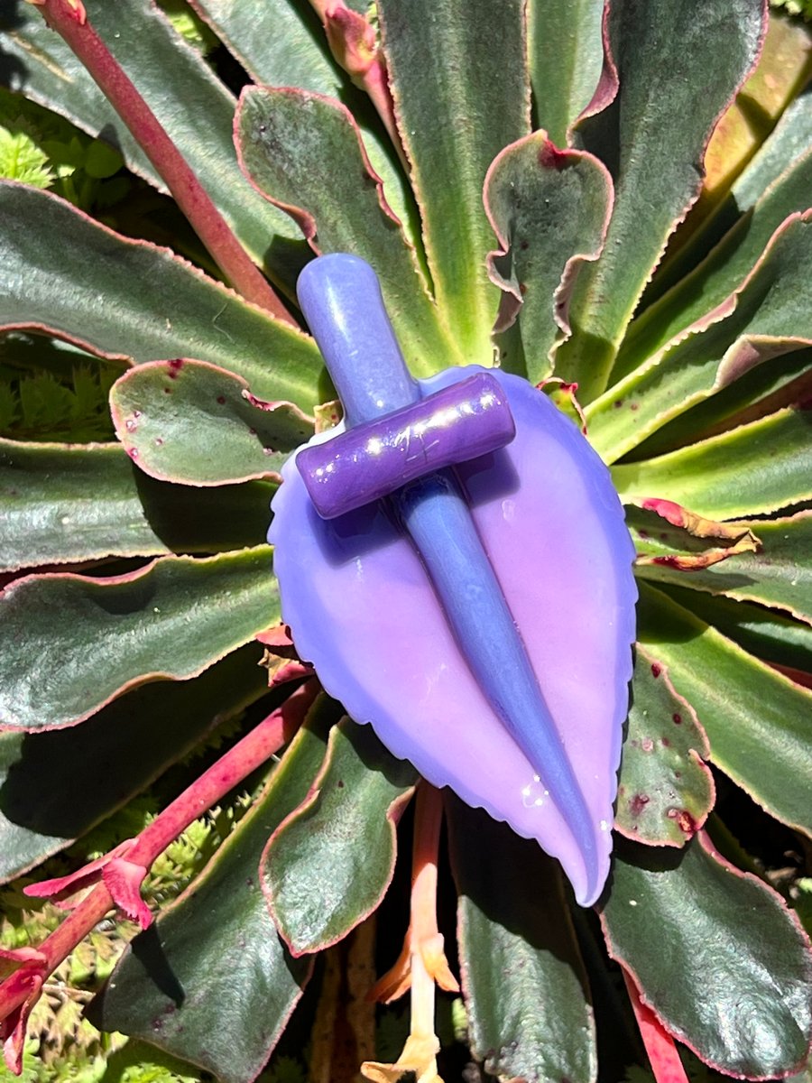 Image of Purple Rough Skinned Leaf Pendant