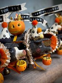 Image 5 of Halloween Spun Cotton Pigs (multiple options available)
