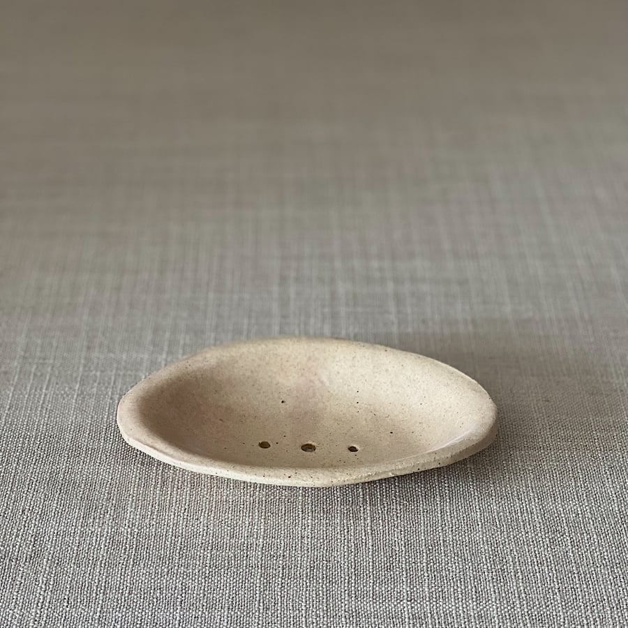 Image of MELLOW SOAP DISH 