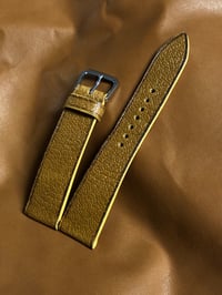 Image 4 of Grained Calfskin "vintage Yellow Edge" Watch Strap