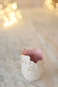 Image 4 of Daffodils Bud Vase