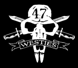 Image of  NEW Beaver Skull with Crossed Bayonets Alternate Camp Flag