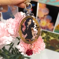 Image 14 of Expedition 33 Gold Leaf charms