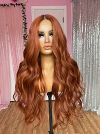 Image 1 of Spice wig dark root