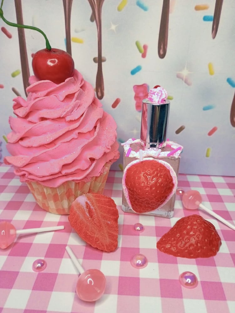 Image of "Strawberry Shortcake" Perfume