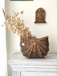 Image 1 of Ancien panier - osier