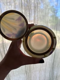 Image 3 of Magnifique boîte à bijoux en opaline peinte à décor de fleurs,  XIXème, début Art Nouveau