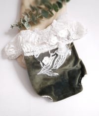 Image 1 of Newborn girls bodysuit Hariette | khaki